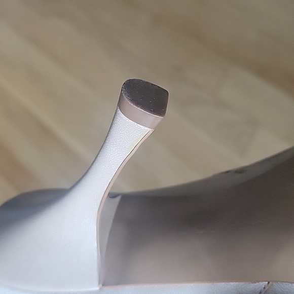 BCBGirls Cream Heels with Pointed Toe - Picture 5 of 6